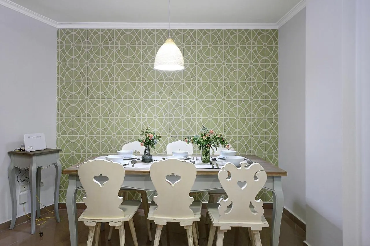Living4Malaga Soho Orangerie Deluxe Apartment